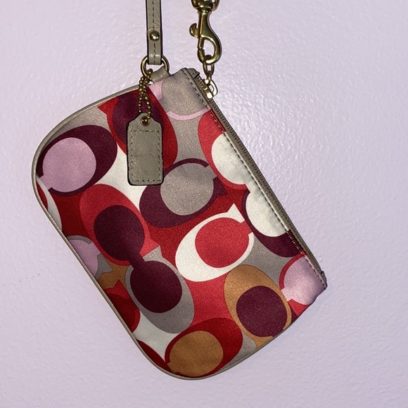 Coach wristlet - Picture 1 of 15